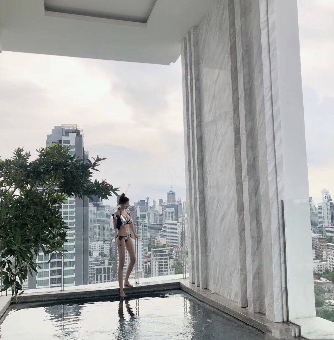 欧美霸气个性壁纸竖屏,メイリン モデルコレクション メ,观看免费无删减完整版高清在线观看